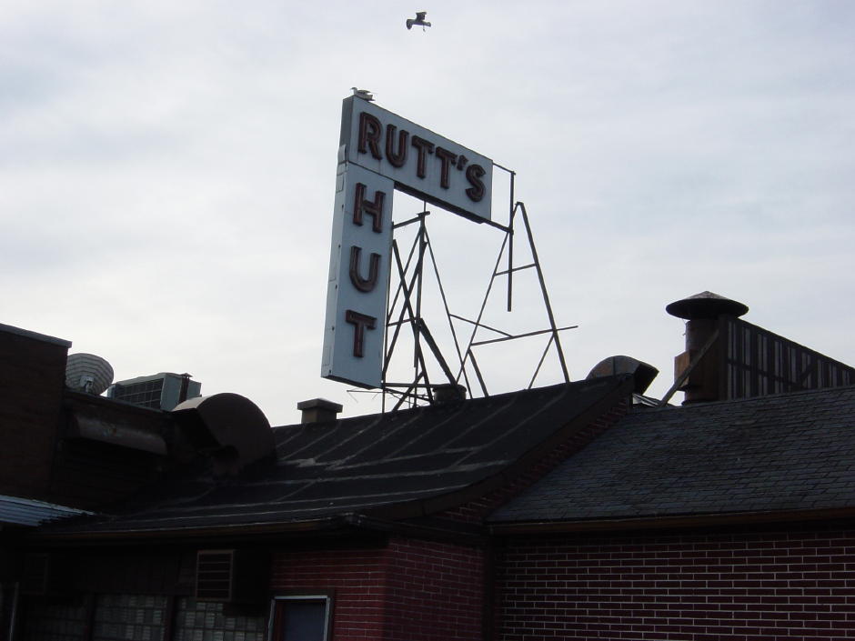 Rutt's Hut Sign